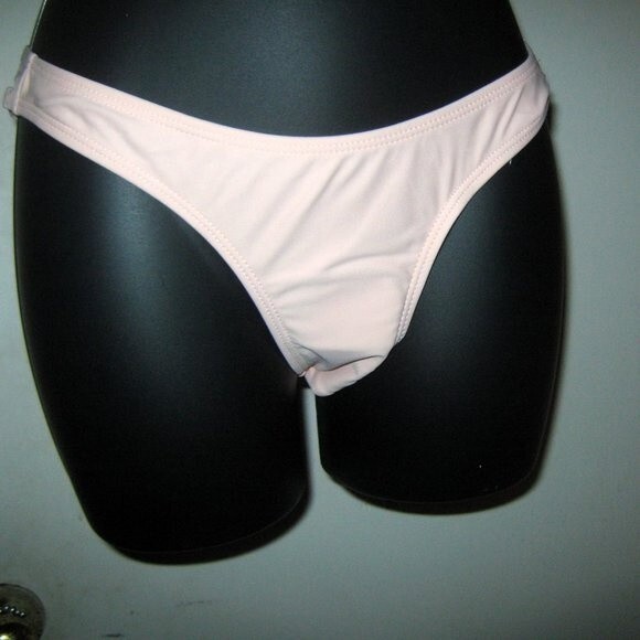Supplied Shop Medium Pink Peninsula Bikini - Picture 5 of 10